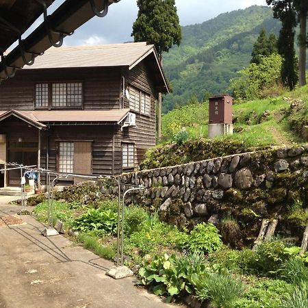 Choyomon Hotel Nanto Buitenkant foto